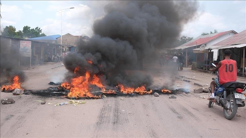violentes émeutes à Luanda sur fond de contestation de la hausse des prix du carburant